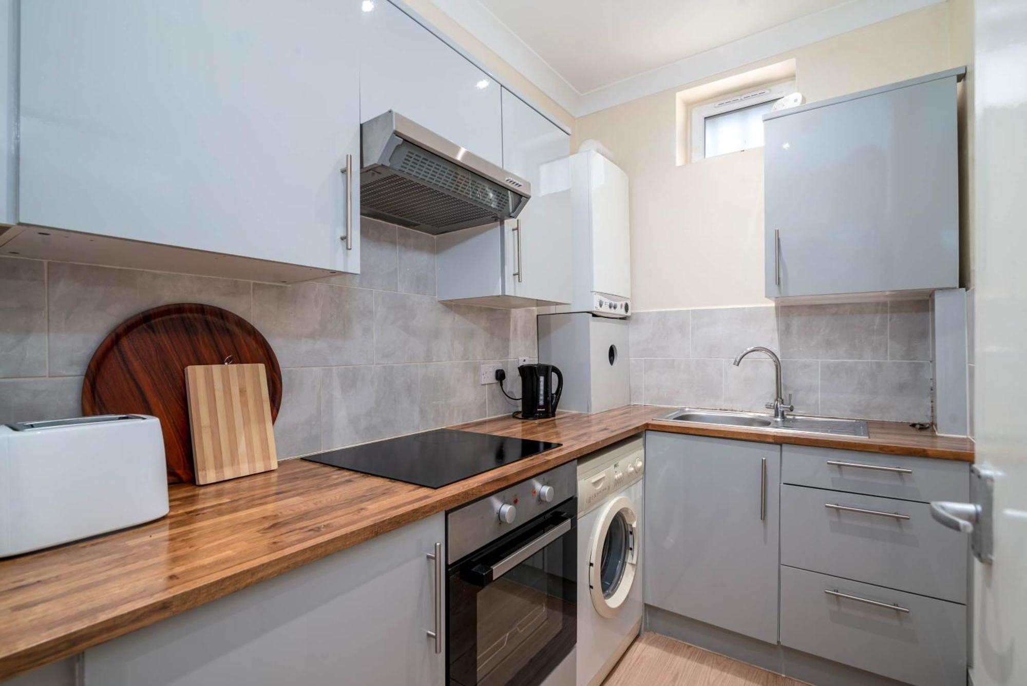 Camden Apartments London Room photo
