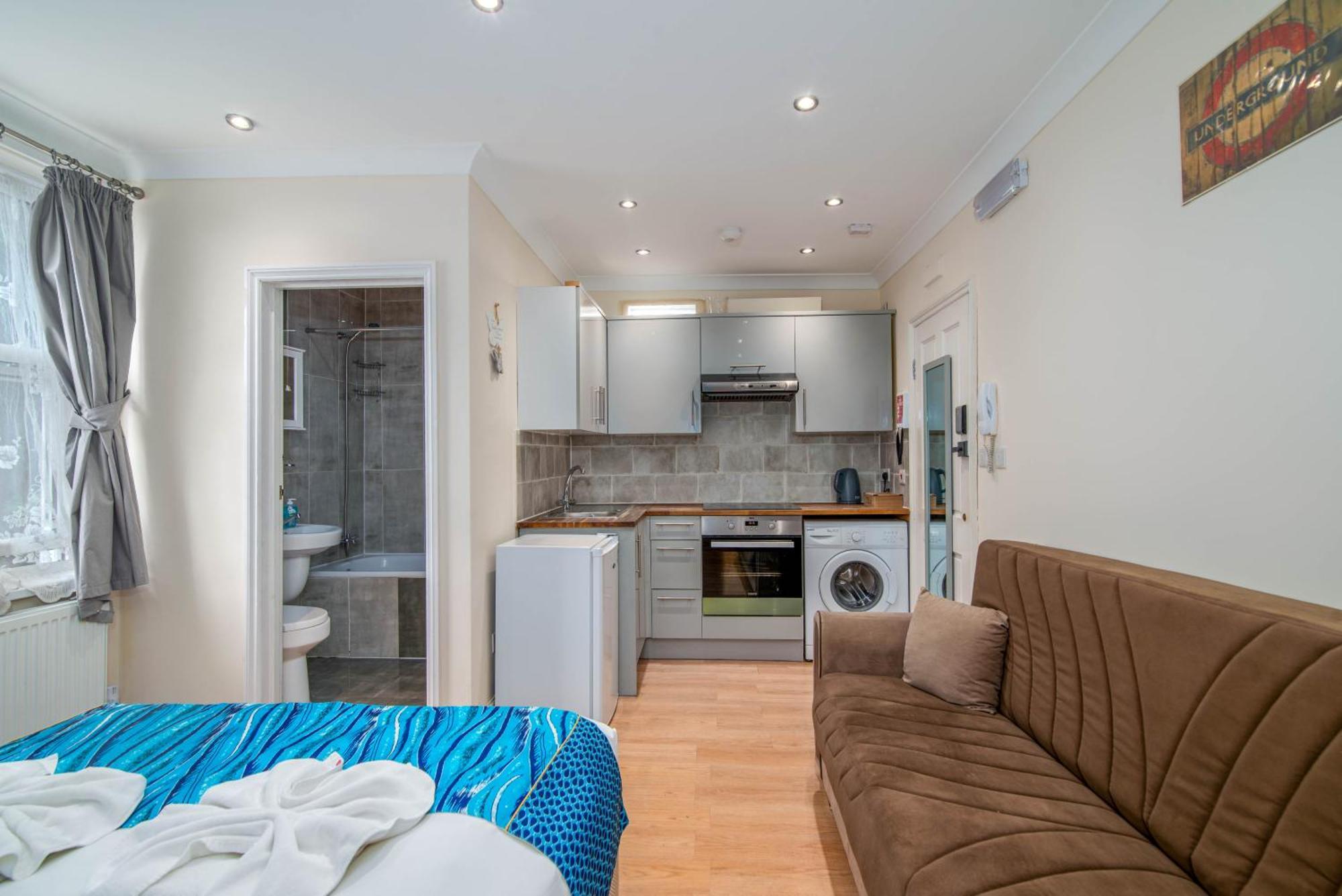 Camden Apartments London Room photo